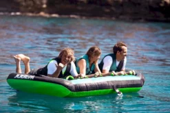 Jobe Revolve Funtube - 3 Persoons -Sportuitrusting 230320001 actionshot big resultaat