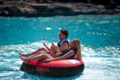 Jobe Triplet Funtube - 3 Persoons -Sportuitrusting 230320006 actionshot big resultaat