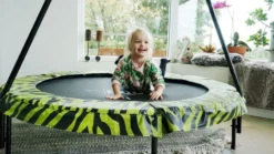 EXIT TOYS Exit Tiggy Junior Trampoline Met Beugel - Ø 140 Cm - Groen 15 EXIT TOYS Exit Tiggy Junior Trampoline Met Beugel - Ø 140 Cm - Groen -Sportuitrusting 675 1200 exit 10 00 75 40 int 7