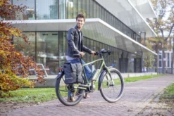 New Looxs Odense Enkele Fietstas - 17,5 Liter - Zwart 12 New Looxs Odense Enkele Fietstas - 17,5 Liter - Zwart -Sportuitrusting 799 1200 new looxs pakaftas enkele fietstas odense single 1