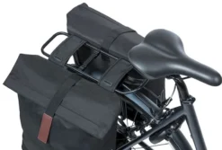 Basil City Shopper Dubbele Fietstas - 28/32 Liter - Zwart -Sportuitrusting 810 1200 18071 basil city double bicycle bag black 7