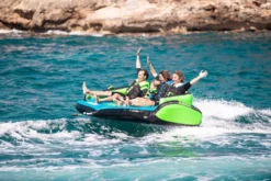 Jobe Sonar Funtube - 4 Persoons 10 Jobe Sonar Funtube - 4 Persoons -Sportuitrusting 900 1350 230420001 actionshot 3 big