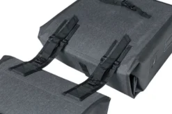Basil Urban Dry Dubbele Fietstas - 50 Liter - Grijs 11 Basil Urban Dry Dubbele Fietstas - 50 Liter - Grijs -Sportuitrusting 900 1350 basil urban dry dubbele fietstas 50 liter charcoal 3