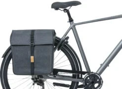 Basil Urban Dry Dubbele Fietstas - 50 Liter - Grijs 12 Basil Urban Dry Dubbele Fietstas - 50 Liter - Grijs -Sportuitrusting 900 1350 basil urban dry dubbele fietstas 50 liter charcoal 6