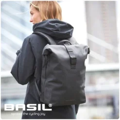 Basil SoHo Fietsrugzak - 17 Liter - Zwart -Sportuitrusting 900 900 basil soho bicycle backpack series 10 600x600