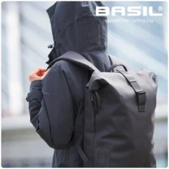 Basil SoHo Fietsrugzak - 17 Liter - Zwart -Sportuitrusting 900 900 basil soho bicycle backpack series 12 600x600