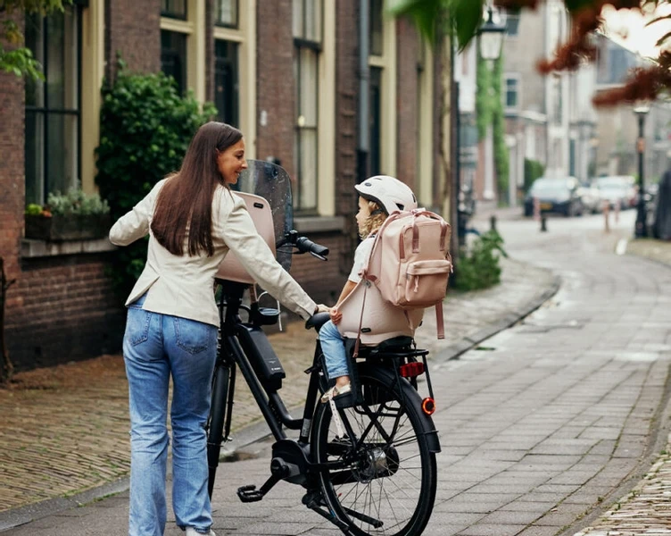 Urban Iki Kinderfietshelm - Roze 4 Urban Iki Kinderfietshelm - Roze - Afbeelding 4